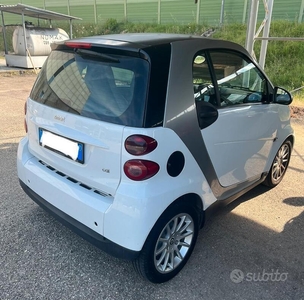 Usato 2009 Smart ForTwo Coupé 0.8 Diesel 45 CV (5.200 €)