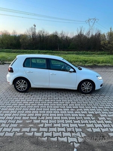 Usato 2009 VW Golf VI 1.4 Benzin 160 CV (7.800 €)