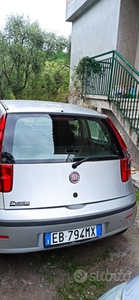 Usato 2010 Fiat Punto 1.2 Benzin (2.800 €)