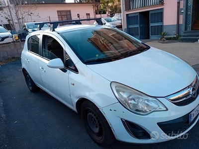 Usato 2010 Opel Corsa LPG_Hybrid (2.000 €)