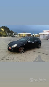 Usato 2011 Alfa Romeo Giulietta 2.0 Diesel 175 CV (8.500 €)