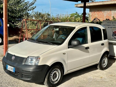 Usato 2011 Fiat Panda 1.2 Benzin 70 CV (3.500 €)