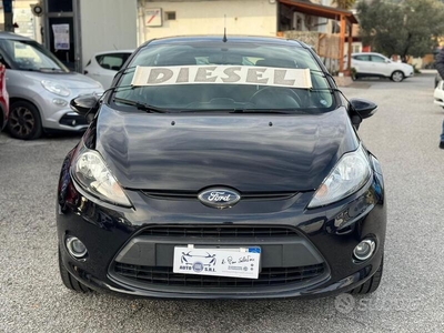 Usato 2011 Ford Fiesta 1.4 Diesel 70 CV (6.400 €)