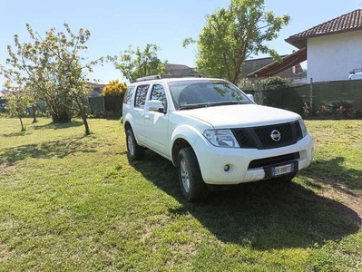Usato 2011 Nissan Pathfinder 2.5 Diesel 190 CV (14.000 €)