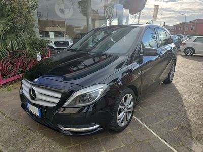 Usato 2012 Mercedes B180 1.6 Benzin 122 CV (10.990 €)