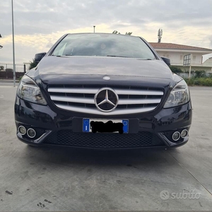 Usato 2012 Mercedes B180 Diesel (8.999 €)