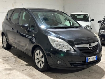 Usato 2012 Opel Meriva 1.4 Benzin 101 CV (4.990 €)