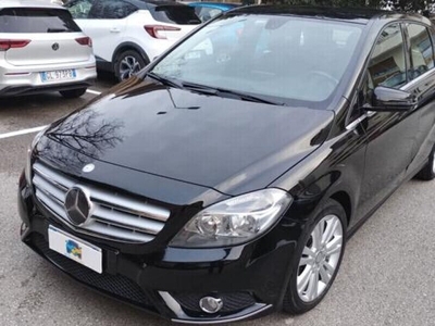 Usato 2013 Mercedes 180 1.6 Benzin 122 CV (9.400 €)