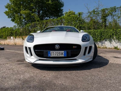 Usato 2014 Jaguar F-Type 5.0 Benzin 495 CV (70.000 €)