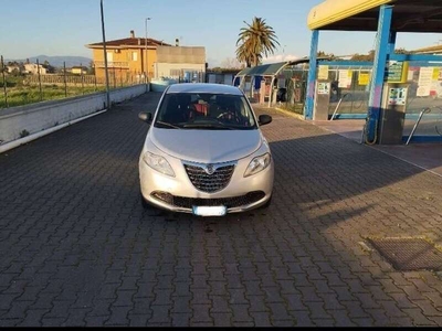 Usato 2014 Lancia Ypsilon 1.2 Diesel 95 CV (6.450 €)