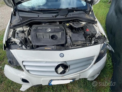 Usato 2014 Mercedes B180 1.6 Diesel 122 CV (3.999 €)