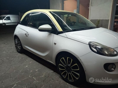 Usato 2014 Opel Adam 1.2 Benzin 69 CV (4.800 €)