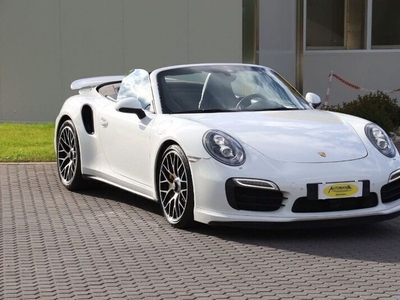 Usato 2014 Porsche 911 Turbo S Cabriolet 3.8 Benzin 560 CV (137.000 €)