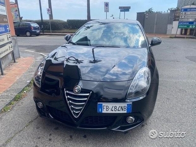 Usato 2015 Alfa Romeo Giulietta 1.6 Diesel 120 CV (8.000 €)