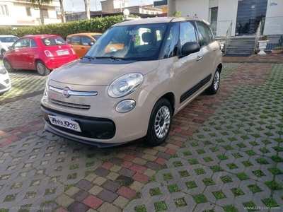 Usato 2015 Fiat 500L 1.4 Benzin 95 CV (9.500 €)