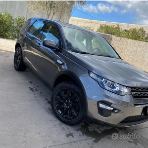 Usato 2015 Land Rover Discovery 2.2 Diesel 150 CV (19.800 €)