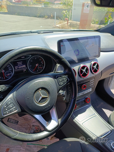 Usato 2015 Mercedes B180 Diesel (10.000 €)