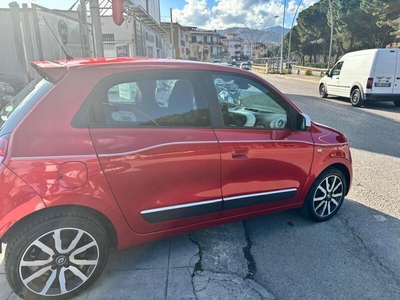 Usato 2015 Renault Twingo 1.0 Benzin 69 CV (7.900 €)