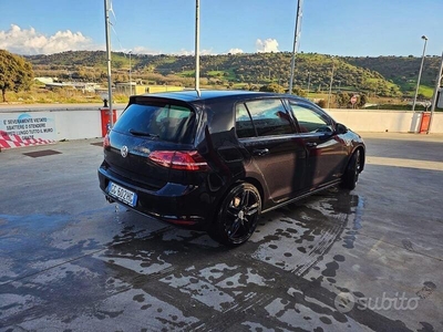 Usato 2015 VW Golf 2.0 Diesel 184 CV (16.900 €)