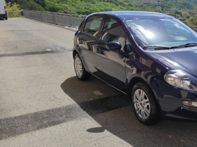 Usato 2016 Fiat Grande Punto 1.2 Benzin (7.200 €)