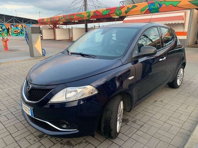 Usato 2016 Lancia Ypsilon 1.2 Diesel 95 CV (10.500 €)