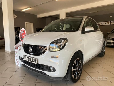 Usato 2016 Smart ForFour 1.0 Benzin 71 CV (10.900 €)