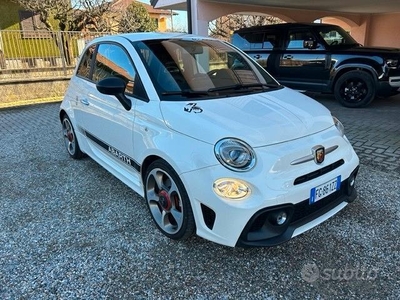 Usato 2017 Abarth 595 1.4 Benzin 165 CV (16.700 €)