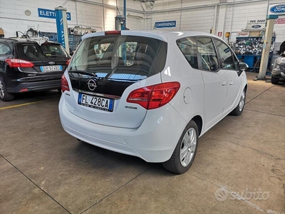 Usato 2017 Opel Meriva 1.4 Benzin 120 CV (7.500 €)