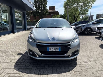 Usato 2017 Peugeot 208 1.6 Diesel 75 CV (9.900 €)