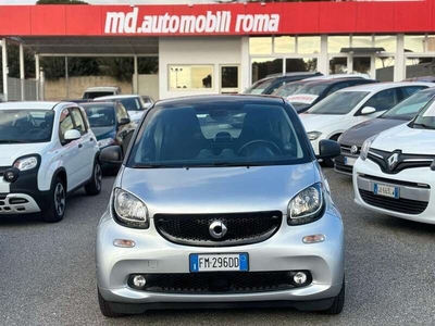 Usato 2017 Smart ForTwo Coupé 1.0 Benzin 71 CV (11.900 €)