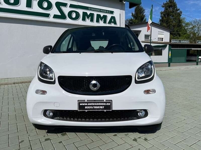 Usato 2017 Smart ForTwo Coupé 1.0 Benzin 71 CV (13.600 €)