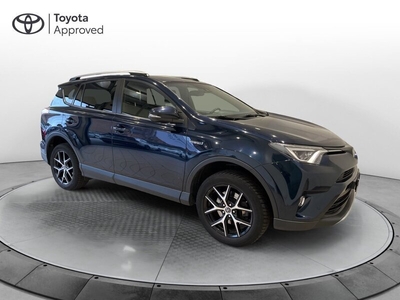 Usato 2017 Toyota RAV4 Hybrid 2.2 Diesel 197 CV (14.900 €)