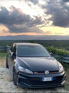 Usato 2017 VW Golf 2.0 Benzin 245 CV (23.500 €)
