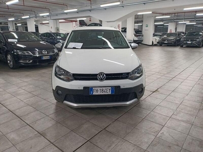 Usato 2017 VW Polo Cross 1.2 Benzin 90 CV (11.900 €)