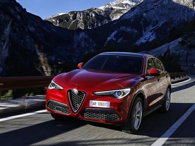 Usato 2018 Alfa Romeo Stelvio 2.1 Diesel 209 CV (28.000 €)