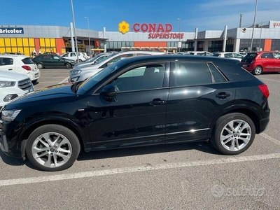 Usato 2018 Audi Q2 1.6 Benzin 116 CV (21.500 €)