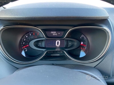 Usato 2018 Renault Captur 0.9 Benzin 90 CV (12.700 €)