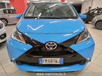 Usato 2018 Toyota Aygo 1.0 Benzin 69 CV (11.900 €)