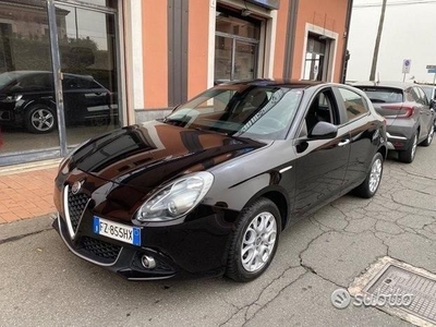 Usato 2019 Alfa Romeo Giulietta 1.6 Diesel 120 CV (13.900 €)