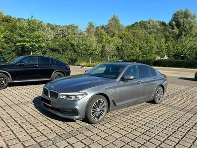 Usato 2019 BMW 530 2.0 Benzin 184 CV (23.000 €)