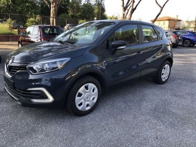 Usato 2019 Renault Captur 0.9 Benzin 90 CV (10.990 €)