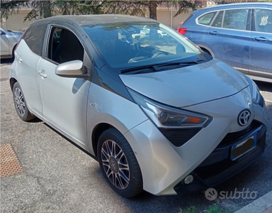 Usato 2019 Toyota Aygo 1.0 Benzin 69 CV (11.500 €)