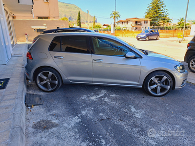 Usato 2019 VW Golf 1.6 Diesel 115 CV (15.900 €)