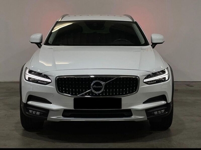 Usato 2020 Volvo V90 CC 2.0 Diesel 190 CV (35.500 €)