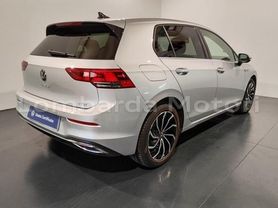 Usato 2020 VW Golf 1.5 El_Benzin 150 CV (26.900 €)