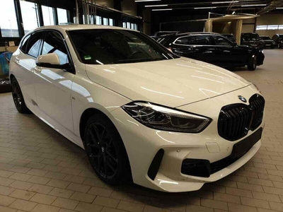 Usato 2021 BMW 118 1.5 Benzin 136 CV (25.800 €)