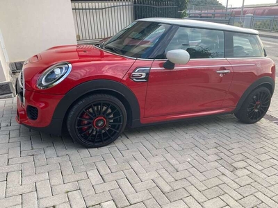 Usato 2021 Mini John Cooper Works 2.0 Benzin 231 CV (37.900 €)