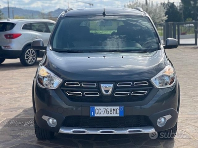 Usato 2022 Dacia Lodgy 1.5 Diesel 116 CV (18.500 €)