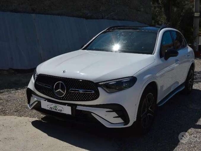 Usato 2023 Mercedes GLC300e 2.0 El_Hybrid 269 CV (75.000 €)