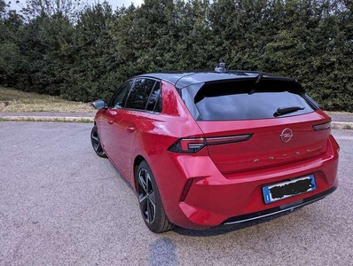 Usato 2023 Opel Astra 1.2 Benzin 131 CV (27.500 €)